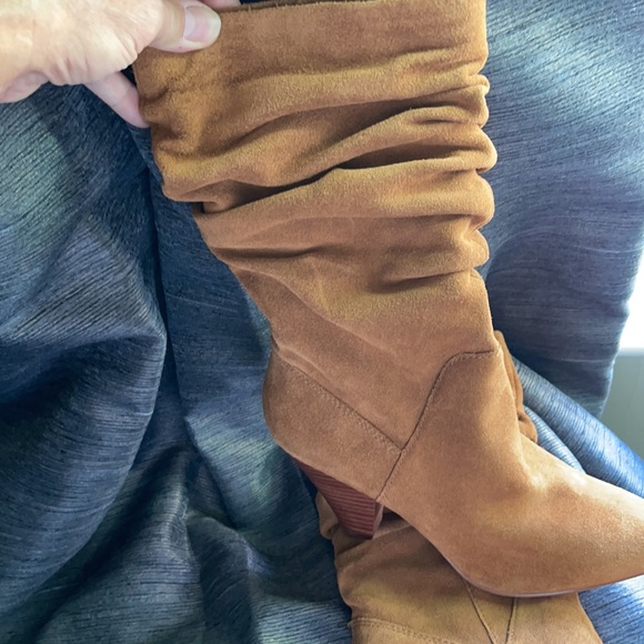 Aldo it’s - Picture 3 of 4